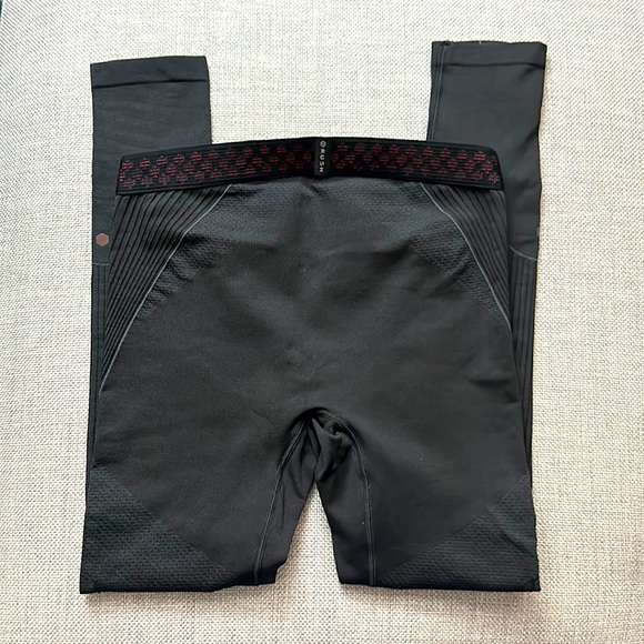 Men’s Under Armour Heatgear leggings - Picture 4 of 7